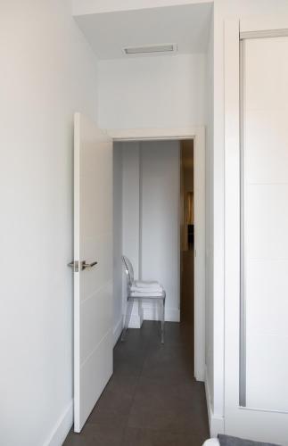 Two-Room Apartment image 10