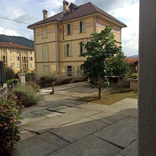 Dārzs, Ca' della Sfinge Colibrì a Civiasco (Ca' della Sfinge Colibri a Civiasco) in Civiasco