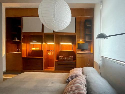 BEDROOM FOR TWO or 3 with kitchenette