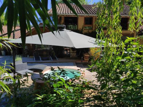 Viesnīcas āriene, Maison Lili Paradis in Montcarra