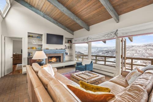 Oak Ridge Retreat by Snowmass Vacations