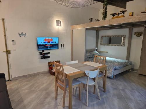 Meynadier 66 - Appartement Très Calme avec Cour Privative, Plage, Gare, Palais à 300m, Cannes (zdjęcie 2)
