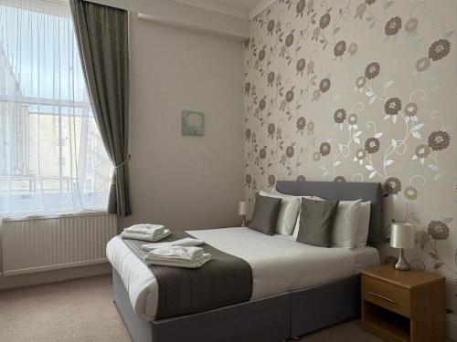 The Cumberland Hotel - image 10