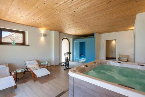 Iekārtas, I Gelsi 12&2 by Marche Holiday Villas in Orciano di Pesaro