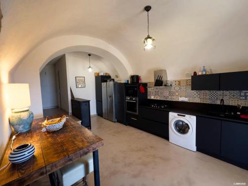 Maison de maître en pierre de 1831 avec vue sur la mer à Porticcio (Maison de maitre en pierre de 1831 avec vue sur la mer a Porticcio) in 格罗塞托布吕尼亚