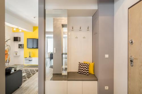 Superior Apartment image 9