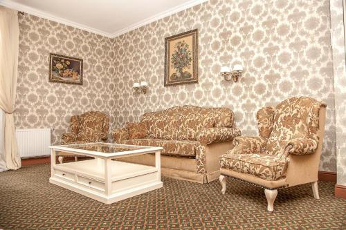 Reikartz Kamianets-Podilskyi - image 7