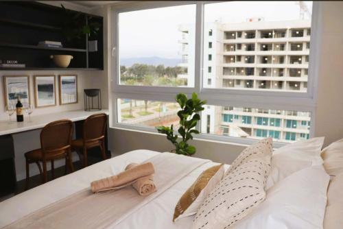 HOM l Parking Piscina Wifi CoWorK Museo Serena