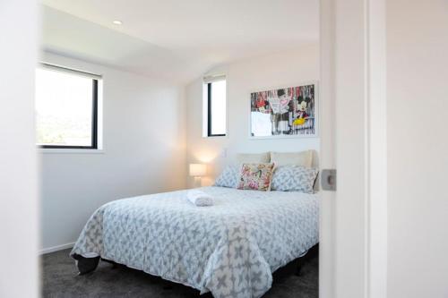 Peaceful Escape at Biddle Cres, Lower Hutt
