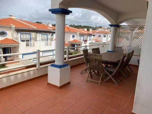 Spacious home - Praia d'el Rey Golf & Beach Resort chambre d'hôte Pinhal da Câmara
