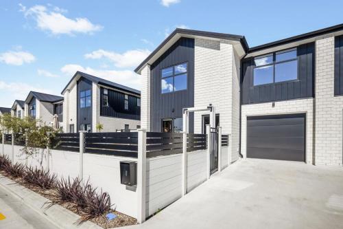 Homey Haven in Trentham - 3BR in อัพเปอร์ ฮัท