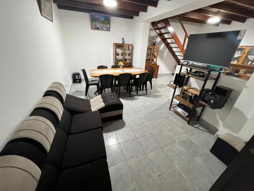One-Bedroom Apartment image 10