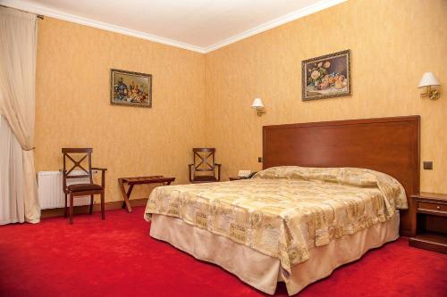 1 queen bed