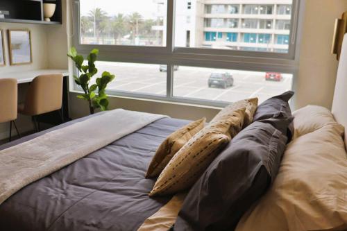 HOM I 2PAX Piscina y Parking Estudio a estrenar 220