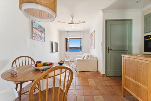Apartment with SEA VIEW in St Tropez - La Ponche, Saint-Tropez (Foto 3)