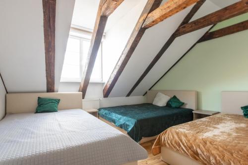 Mansard in Old Town - image 7