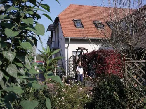 Ferienwohnung in Luckaitztal-Gosda mit Parkplatz in Zwietow, Deutschland