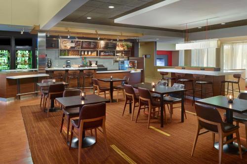 Courtyard by Marriott Baton Rouge Acadian Centre/LSU Area in Baton Rouge, USA