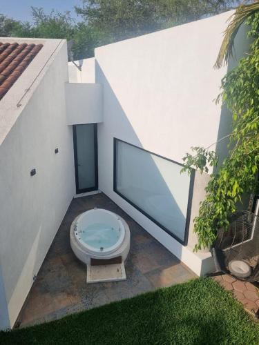 House in Cuernavaca near Teques in Alpuyeca