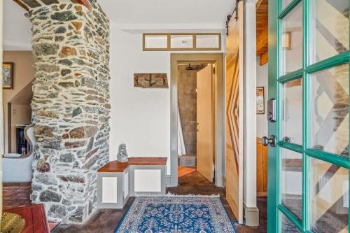 Minutes to Downtown Harpers Ferry Hot Tub in Bolivar (WV)