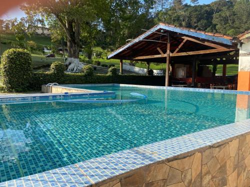 Peldbaseins, Sítio próx SP eventos grupos grandes (Sitio prox SP eventos grupos grandes) in São Lourenço Da Serra