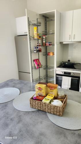 Konyha, Apartment Hobart Two Bedroom Self Contained in Geilston Bay in Risdon Vale