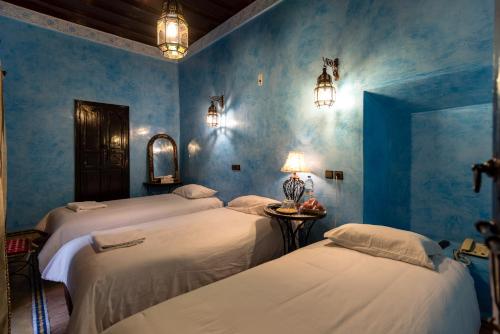 Riad Omar - image 14
