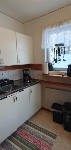 주방, Ferienstuga Lappland Kristineberg in 보름셀레