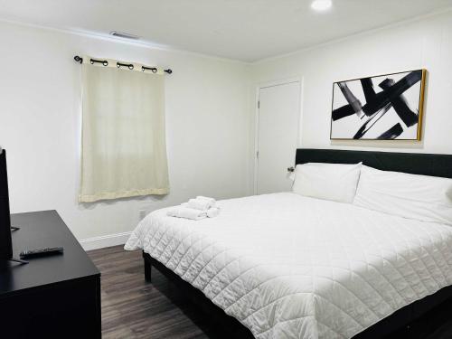 Close to the beach #3 Cozy 2 bedrooms condo thumb 2