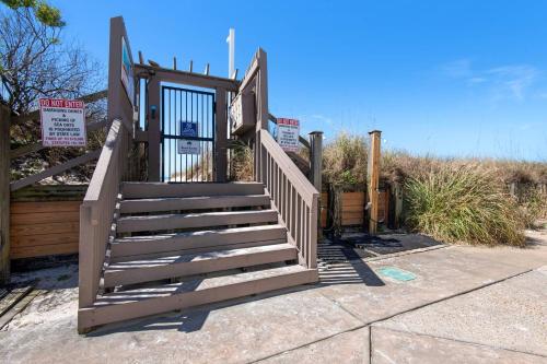 Sugar Beach C-17 (2/2) - image 28