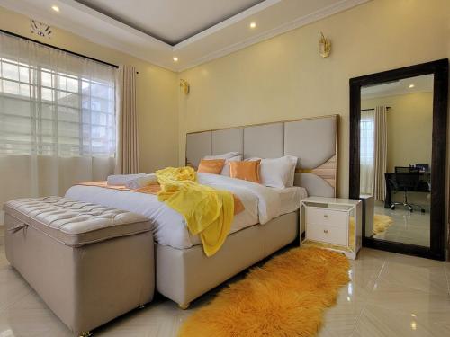 Green Gated Villa - image 4