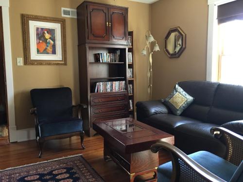 Attwood House Bed and Breakfast near Manhattan KS Randolph (KS)