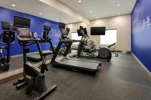 Holiday Inn Express Hotel and Suites Forrest City an IHG Hotel - image 14