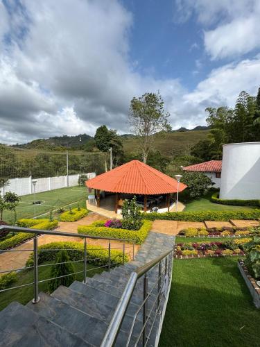 VILLA ORION piscina y discoteca PRIVADA K18