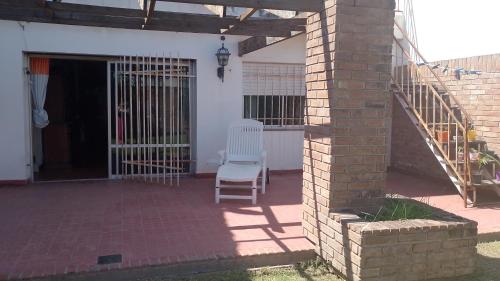 Habitación y baño privado con desayuno