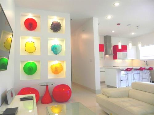 Ocean Garden 7 - Sleek and Modern!