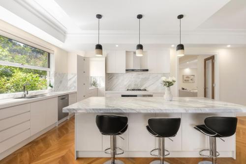 Luxurious French Provincial Home in Mt Waverley in Mount Waverley