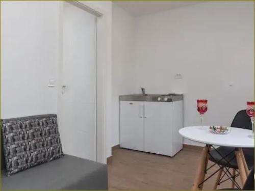 Apartments Dub - Comfort One-Bedroom Apartment with Shared Terrace no 1