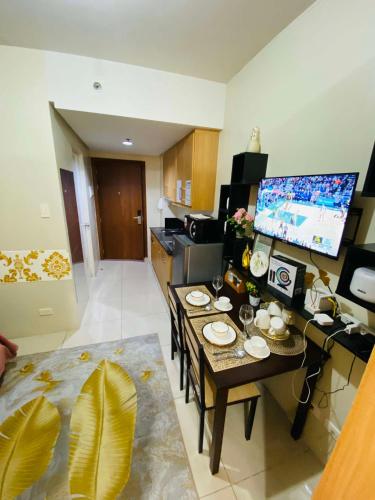 333D- 1br 1folding bed pool view, Manila