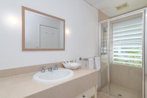 Two-Bedroom Apartment with 2 Bathrooms  image 7