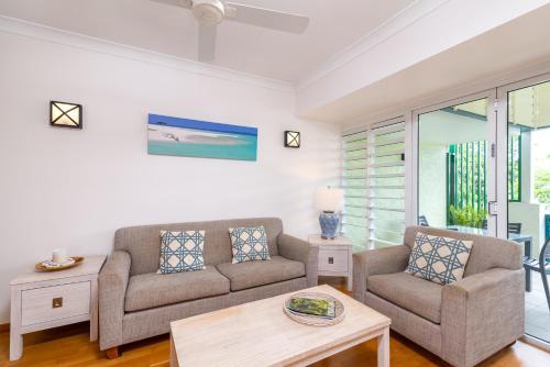 One-Bedroom Apartment image 10