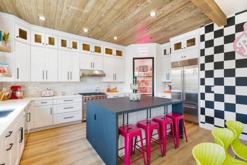 Flagstaff Barbie Dream House – khách sạn tại Flagstaff