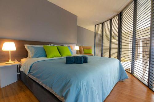 Cozy 2BR Loft in Empire City Near 1Utama