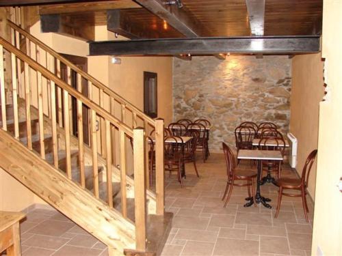 Pub/Lounge, Cal Sams in Isovol