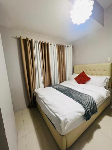 Elite Staycation by C