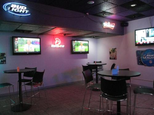 Americas Best Value Inn Billings - 바/라운지