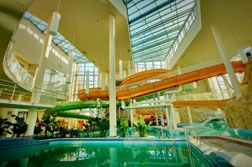 ทัศนียภาพภายนอกโรงแรม, Mate apartman in คาสเตลิเคิร์ต