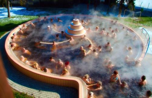 ทัศนียภาพภายนอกโรงแรม, Mate apartman in คาสเตลิเคิร์ต