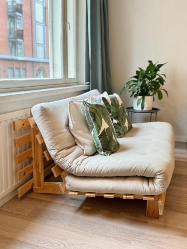 Just renovated Stylish Nordic Studio by Tram Stop