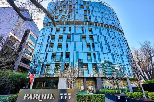 Lumina Bluewater Stay - Coastal Views & Tranquil Surroundings in St. Kilda Road